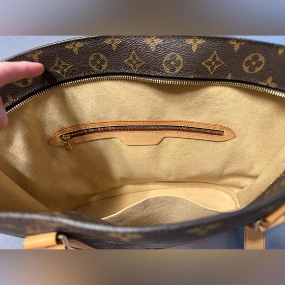 Louis Vuitton Babylone Monogram Tote - Picture 13 of 16